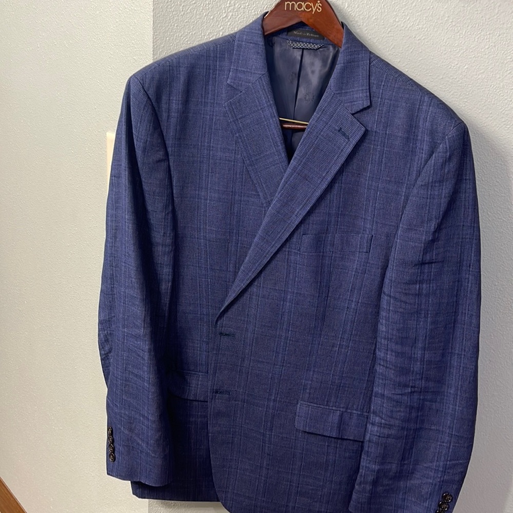 Like new Ralph Lauren linen blazer.